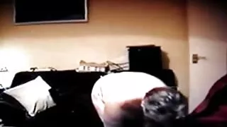 Anne arap türbanlı sex 4 gençler ile oynuyor