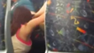 Tiana arap hd porno ayaklarını seviyor.